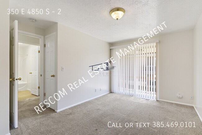 Building Photo - 350 E 4850 S