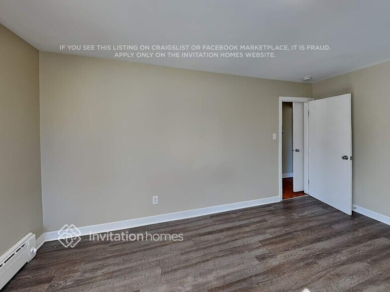 Building Photo - 426 N Ellsworth Ave