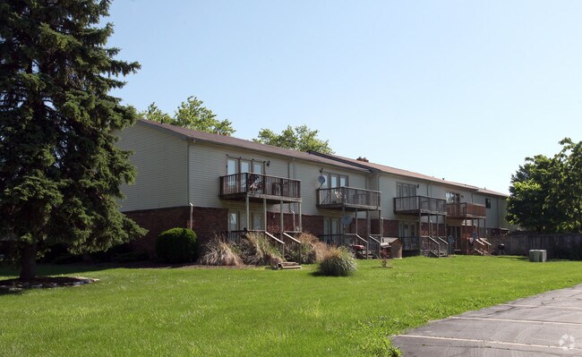 Building Photo - Raintree Commons