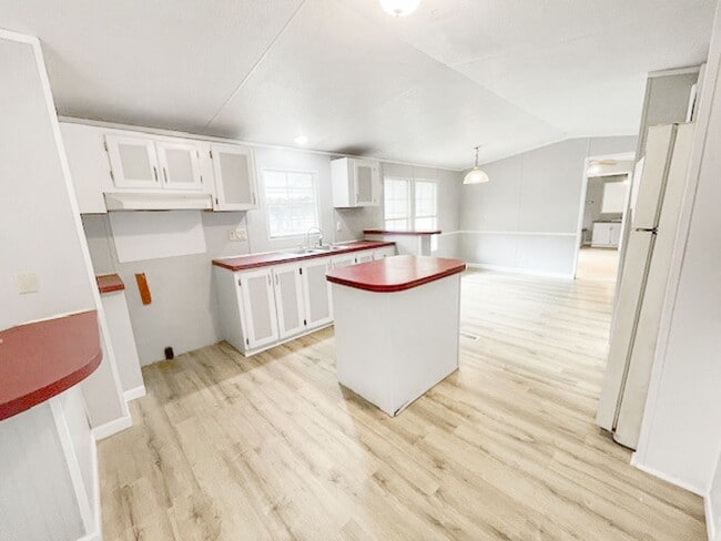 Building Photo - Palmetto Woods – Spacious 3 Bed, 2 Bath Homes in Sumter, SC!