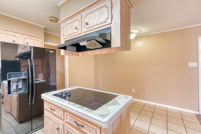 Building Photo - 4840 Arthur Ln