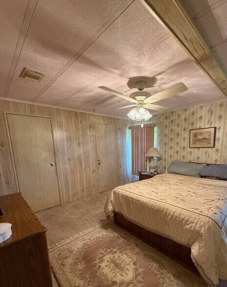 Building Photo - 128 Needle Palm Ln