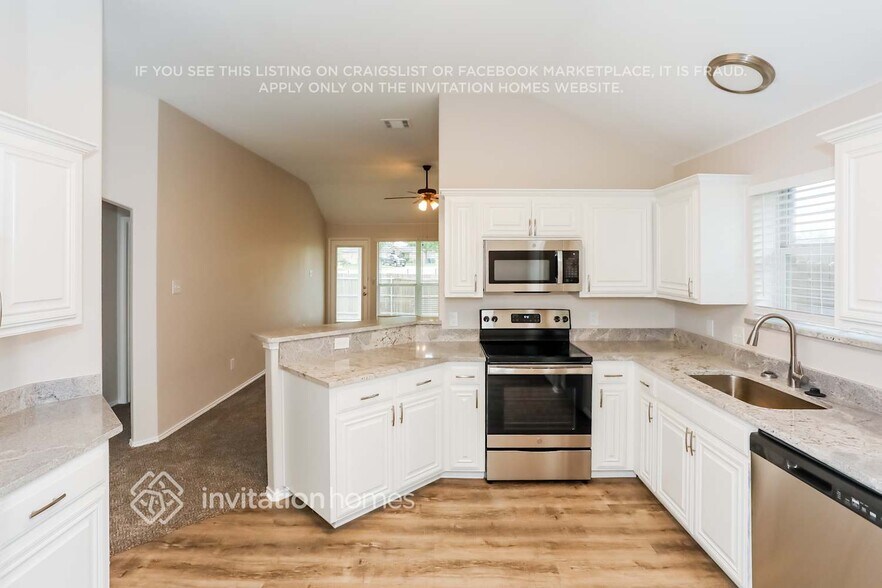 Building Photo - 115 Buckskin Dr