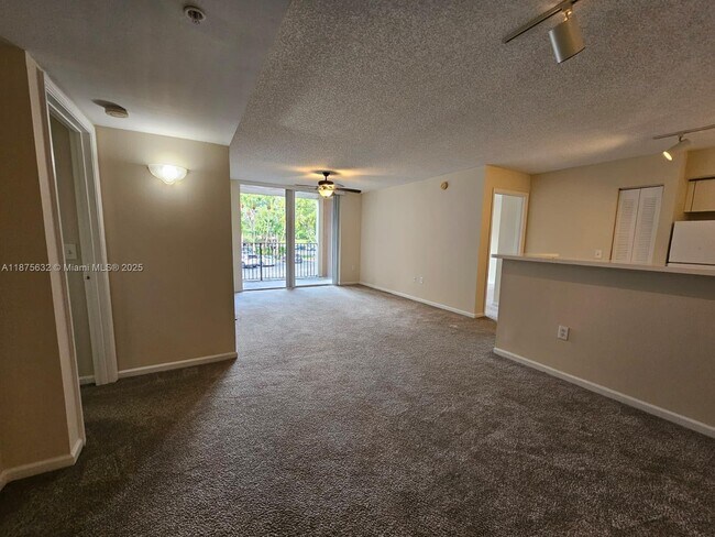 Primary Photo - 2031 Renaissance Blvd