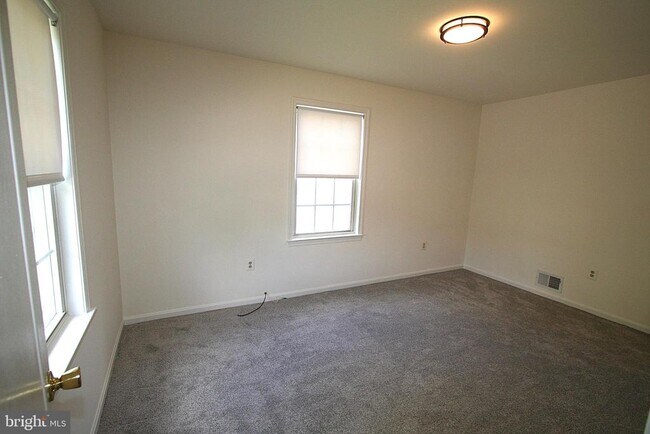 Building Photo - 4405 Apex Ln