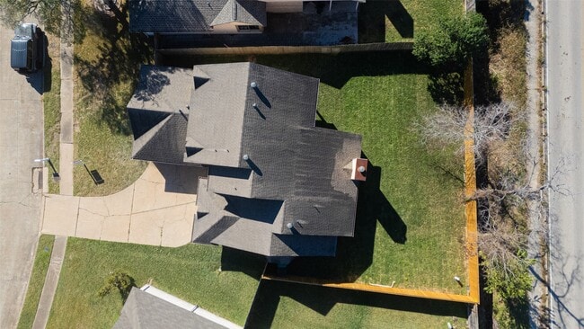 Building Photo - 11406 Caesar Dr