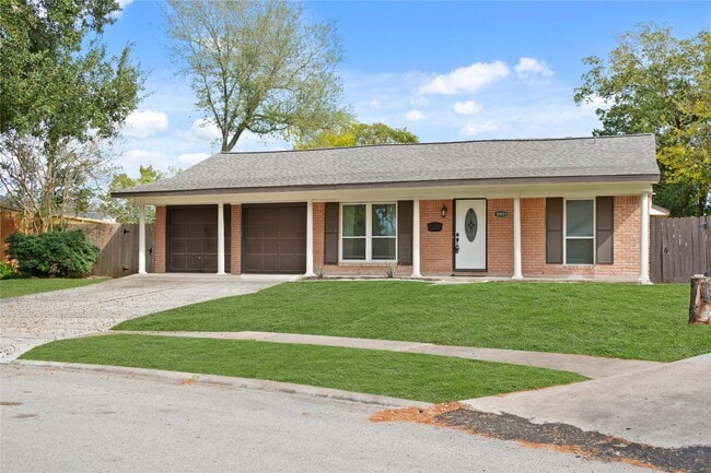 Building Photo - 10803 Doud St