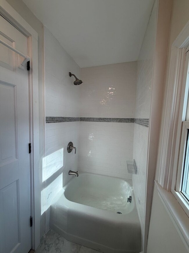 Building Photo - Charming 3-Bedroom Home Near Pontoosuc Lake