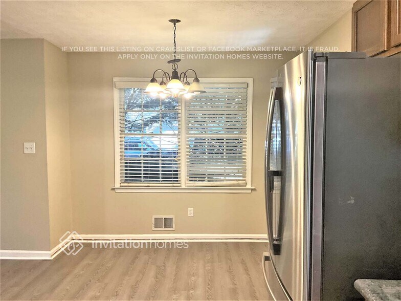 Building Photo - 422 Indian Creek Dr