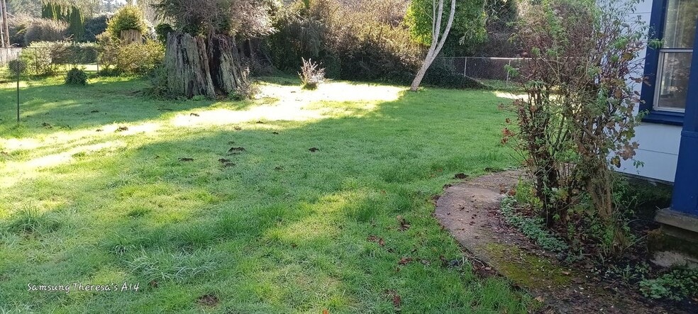 Building Photo - 2381 Elk Valley Cross Rd