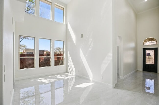 Building Photo - 1123 Penny Worth Dr