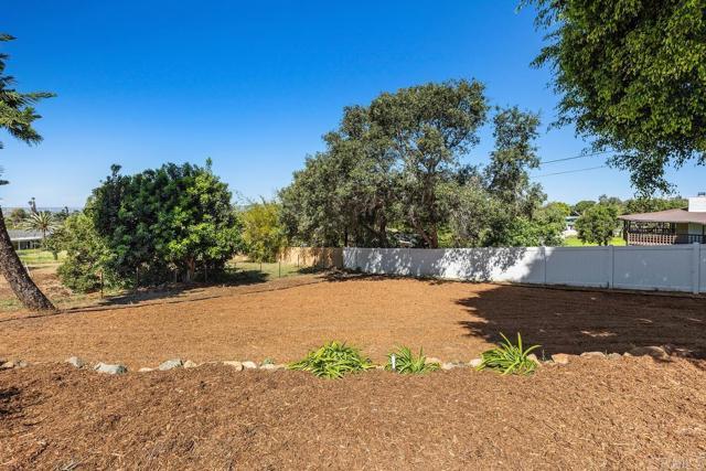 Building Photo - 835 Barsby St