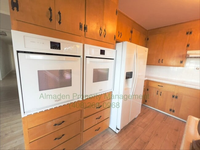 Building Photo - Spacious Los Gatos Home, Tranquil Views. A/C & Award Winning Schools!