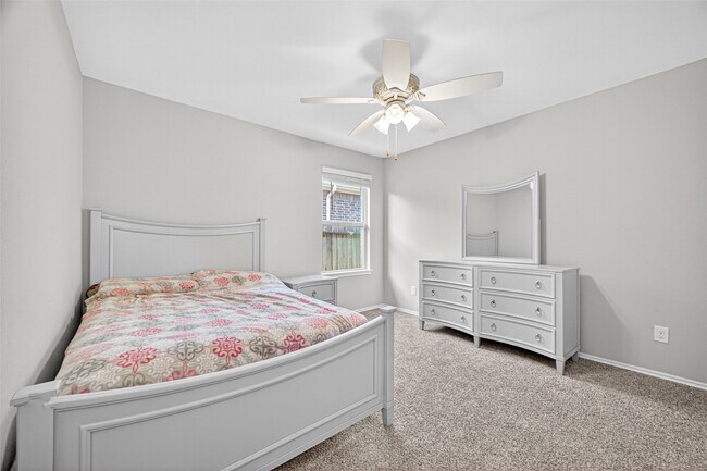 Building Photo - 40347 Blossom Vly Ln