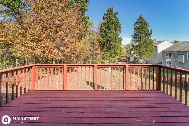 Building Photo - 5113 Queens Castle Rd, Louisville, KY 40229