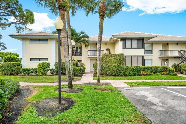 Building Photo - 3651 N Quail Ridge Dr