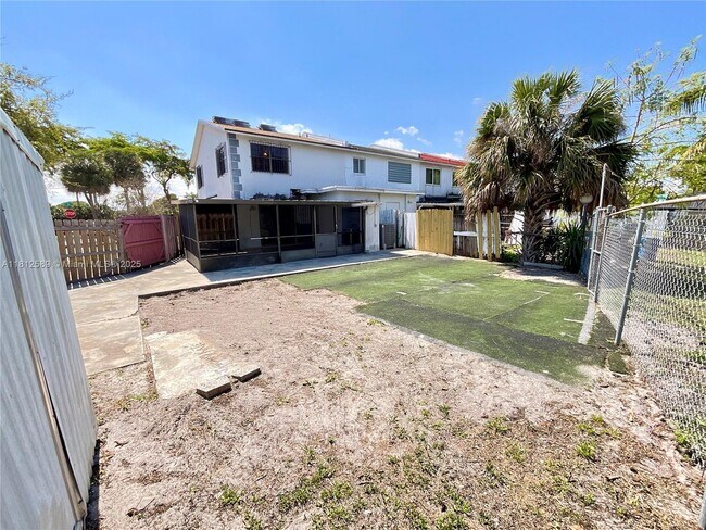 Building Photo - 1675 W 68th St