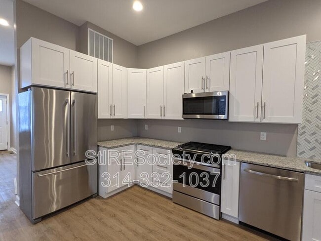 Building Photo - 2206 Blendon Pl
