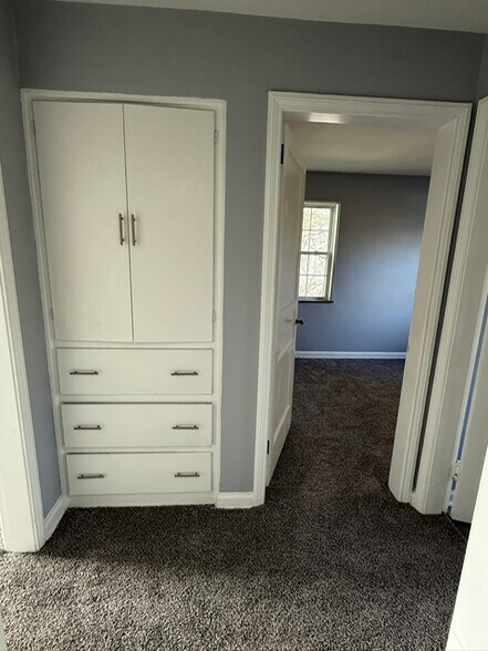 Built in linen closet for additional storage space - 2062 Ridgeview Rd