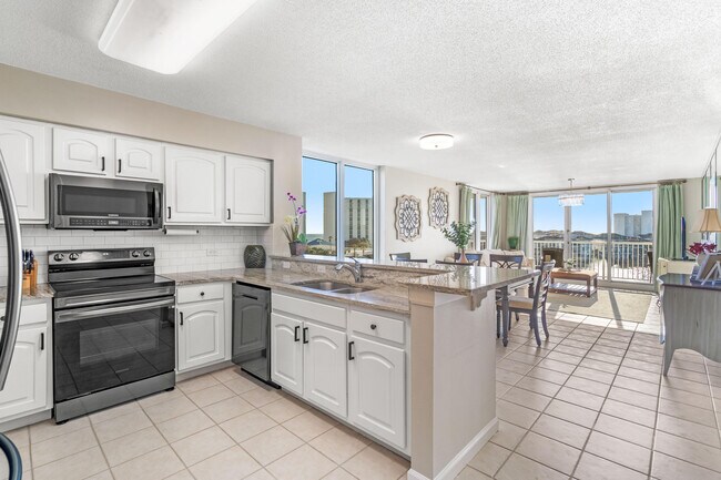 Building Photo - 970 US-98