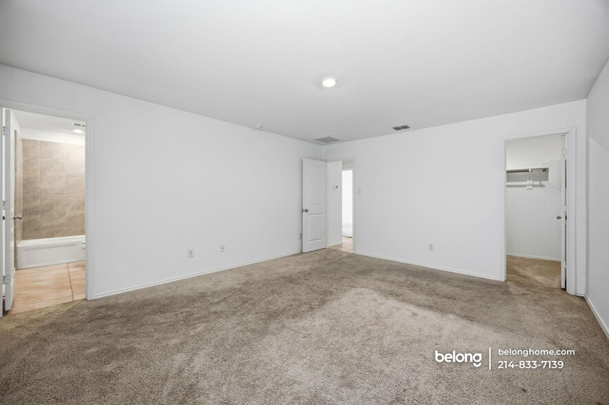 Building Photo - 3801 Harper St