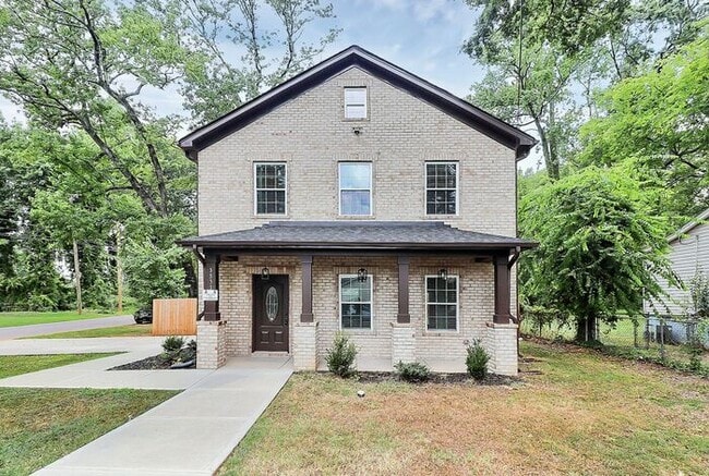 Primary Photo - Stunning 3BD/2.5BA Home in Charlotte!