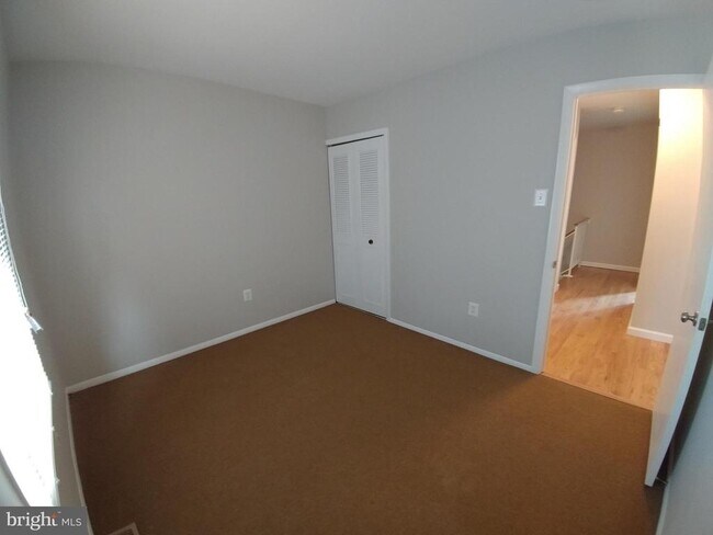 Building Photo - 1744 Laurance Ct