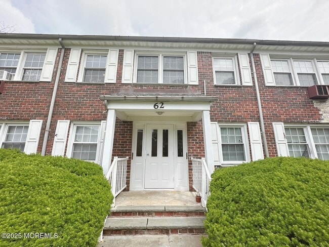 Primary Photo - 62 Stonehurst Blvd
