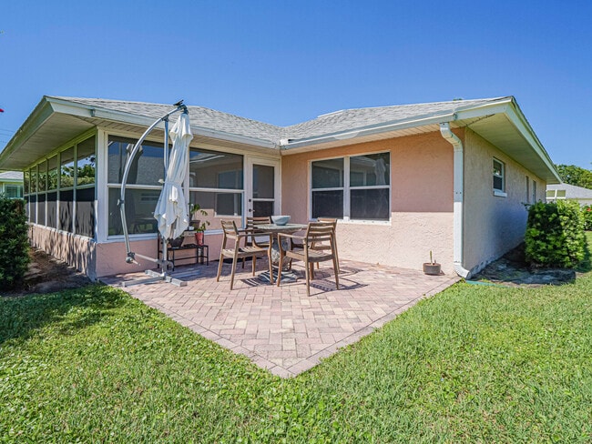 Building Photo - 105 Grove Island Cir