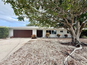 Building Photo - Unique & Renovated 3 Bedroom, 2 and 2 Half...