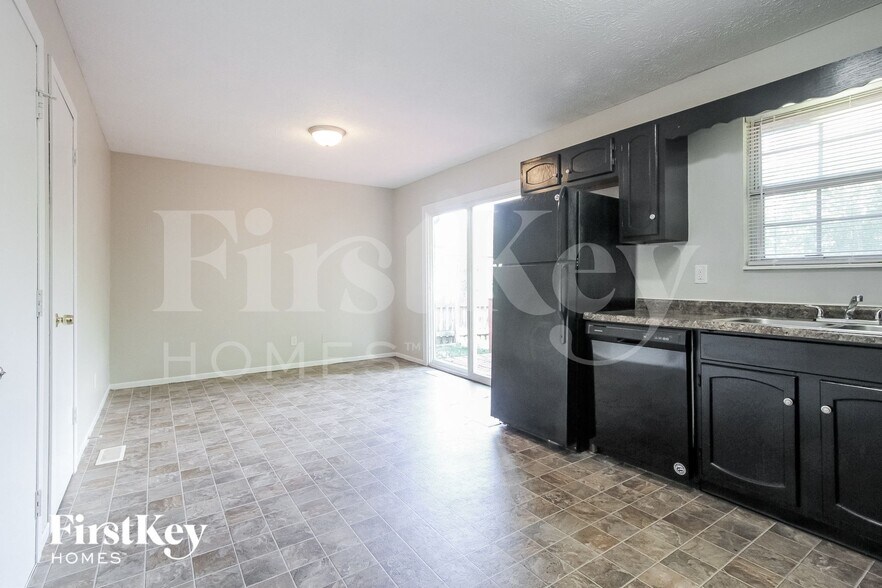 Building Photo - 5411 Padre Ln