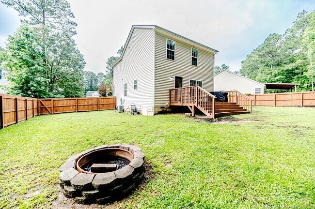 Building Photo - 3229 Seth Dr