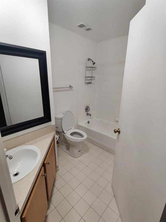 Building Photo - 2445 SW 18th Ter