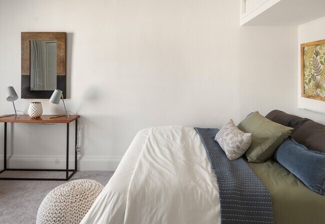 Building Photo - 413 Beacon St