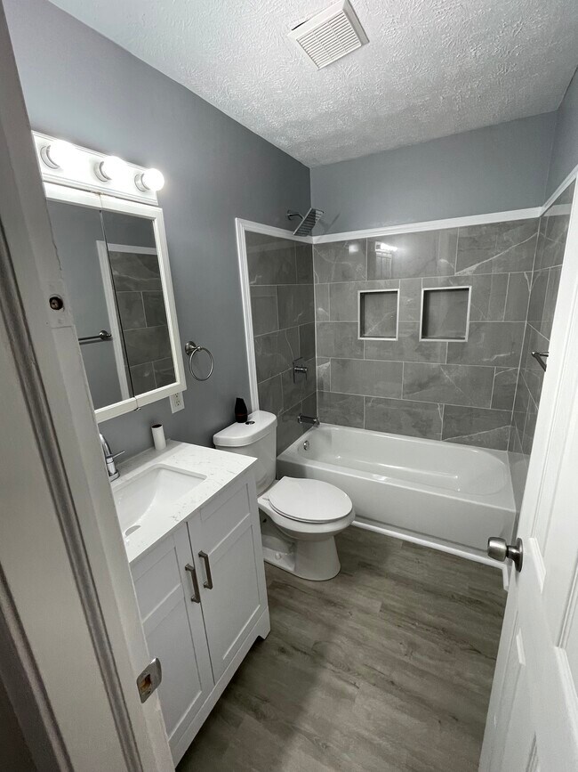 Building Photo - 3791 W 210th St