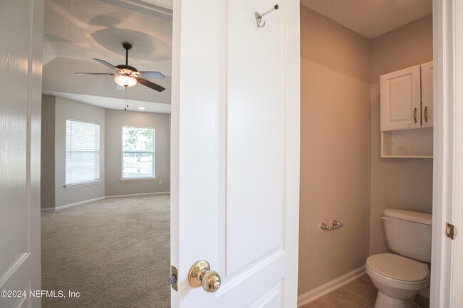 Building Photo - 6567 Chester Park Dr