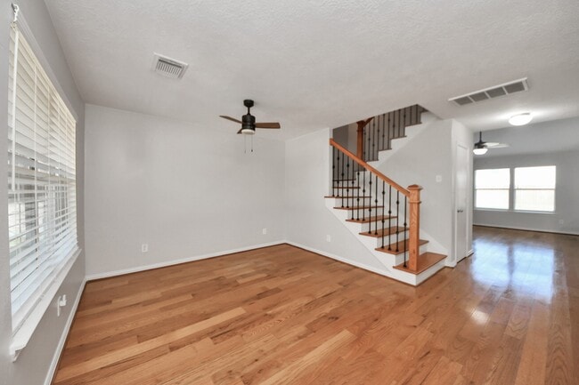 Building Photo - 20710 Mossy Hill Ln