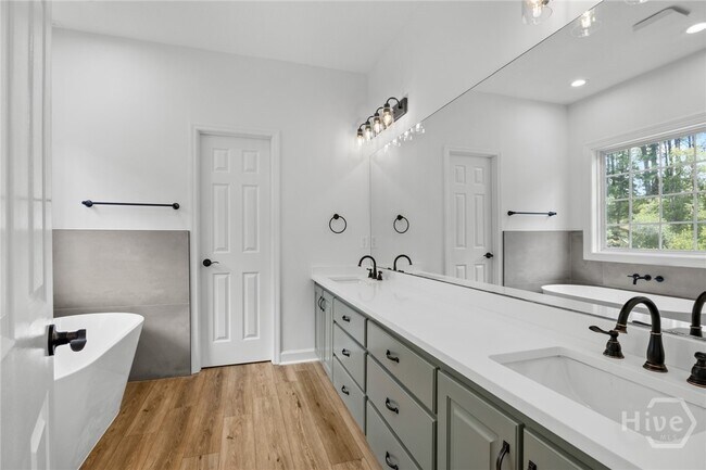 Building Photo - 32 Weatherby Cir