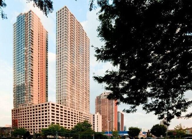 Building Photo - 48 Washington Blvd