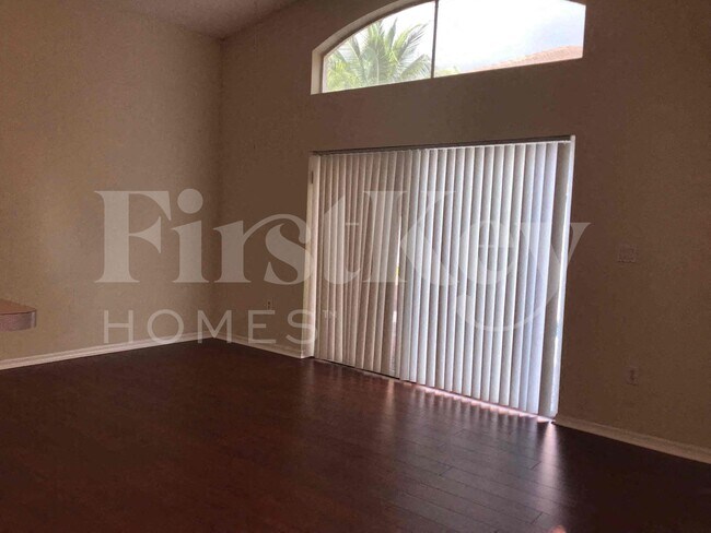 Building Photo - 2851 SW 193rd Terrace