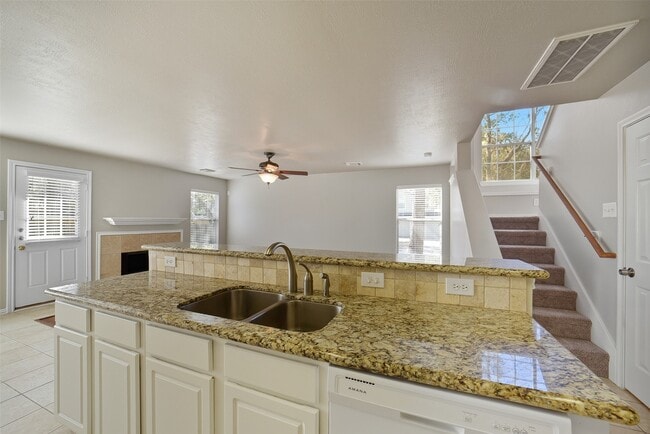 Building Photo - 79 N Walden Elms Cir