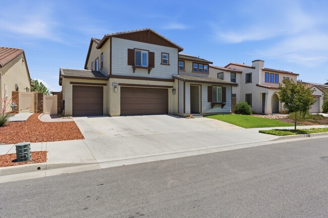 Building Photo - 31110 Bay Horse Way
