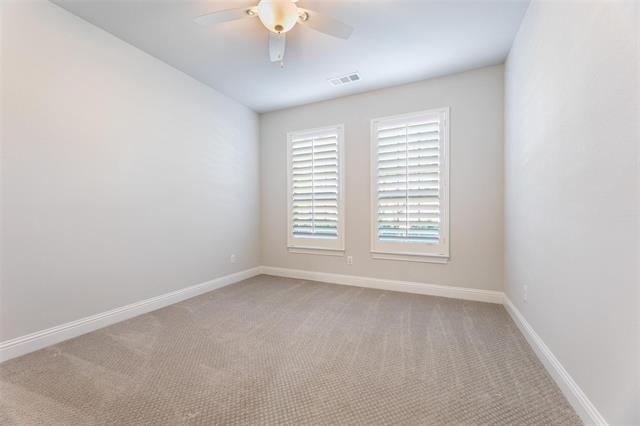 Building Photo - 128 Birdcall Ln