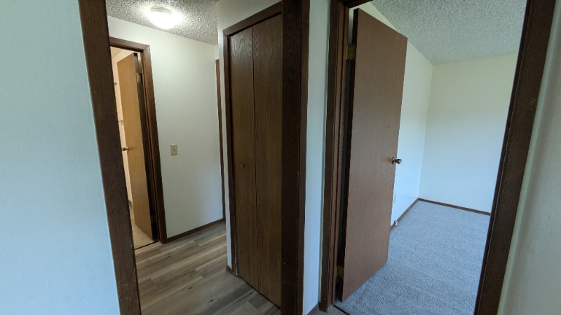 Building Photo - 1243 Hanson Ave