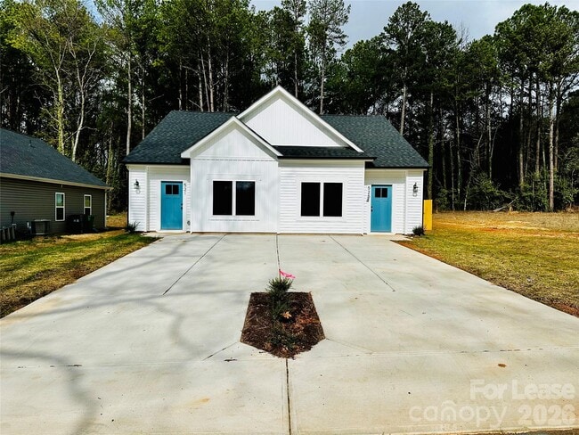 Building Photo - 521 N Linwood Ave