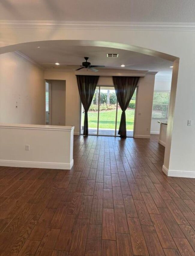 Building Photo - 2818 Bellarosa Circle