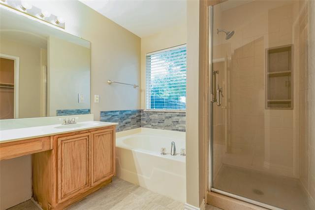 Building Photo - 1529 Allen Dr