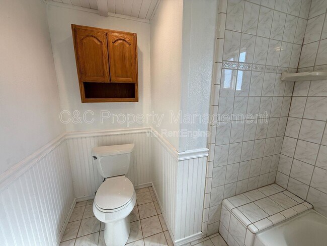 Building Photo - 39 Paddon Rd