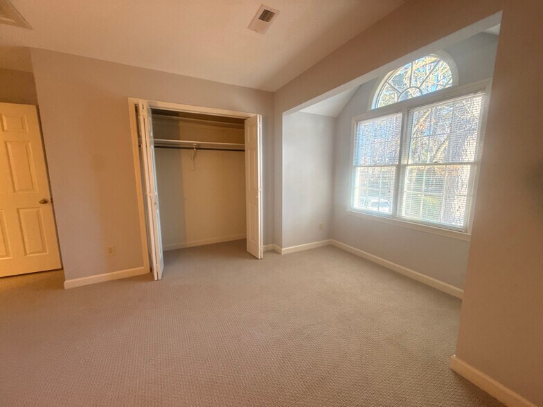 Building Photo - 311 Nantucket Ct