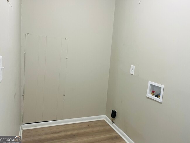 Building Photo - 31 Westgate Park Ln